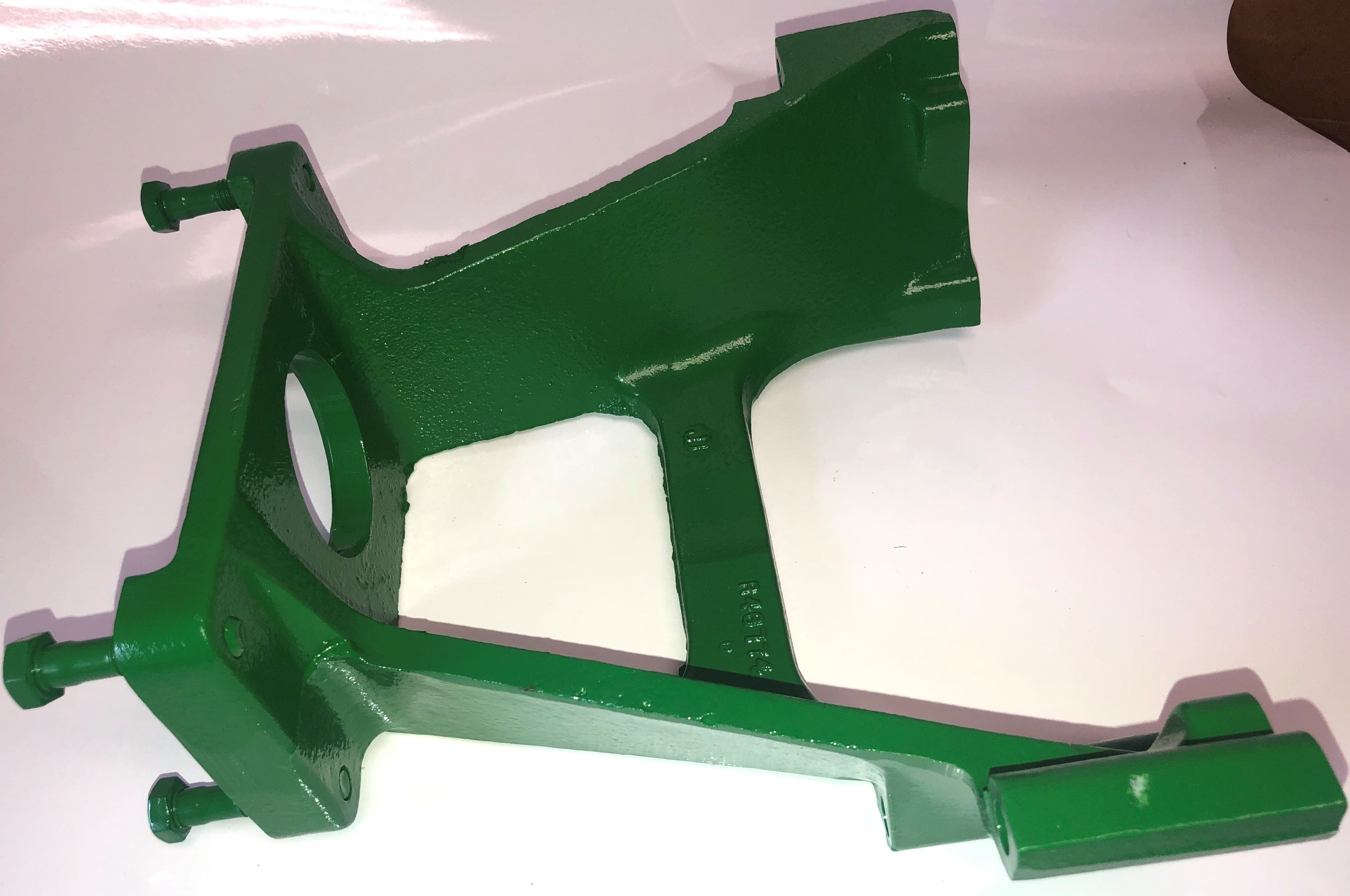 john deere 4020 hydraulic pump bracket 